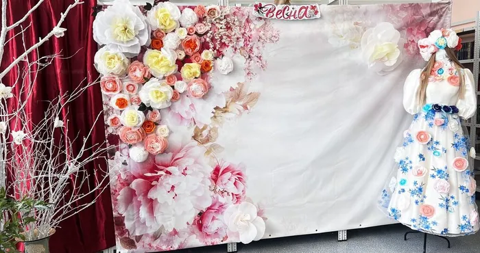 Фотозона и выставка к 8 Марта в ФНЦБ ДВО РАН