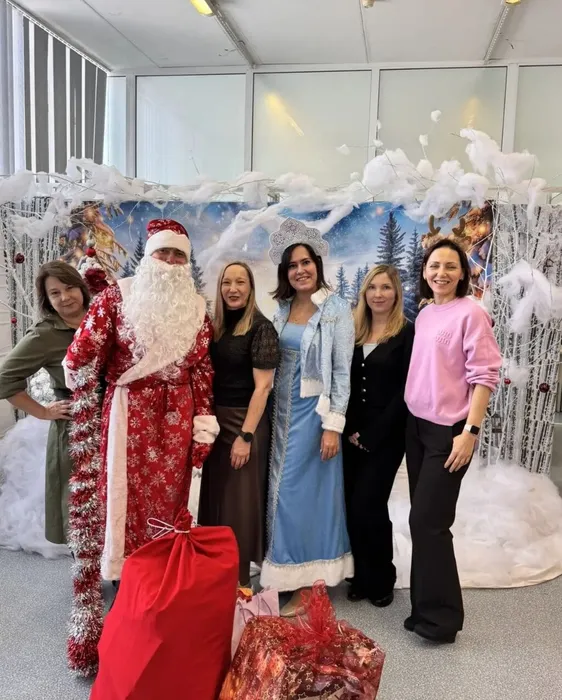 novogodnyaya-feeriya-v-otdele-pri-fnczb-1